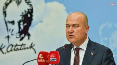 CHP Genel Başkan Yardımcısı Murat Bakan, CHP Genel Başkanı Özgür