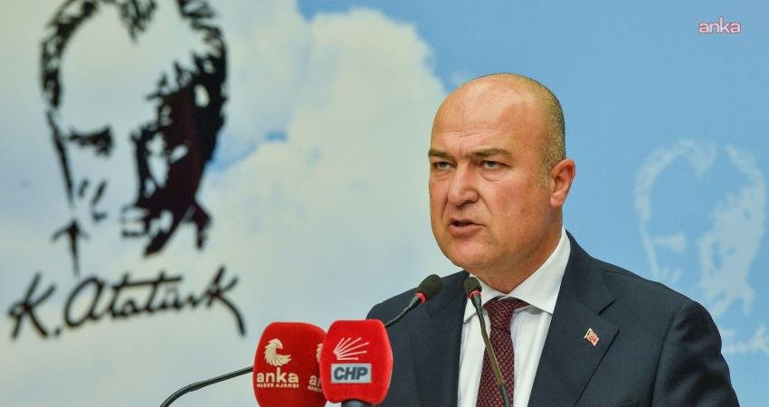 CHP Genel Başkan Yardımcısı Murat Bakan, CHP Genel Başkanı Özgür