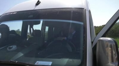 CHP Ankara Milletvekili Umut Akdoğan, akaryakıt fiyatlarının yüksekliğine dikkat çekmek