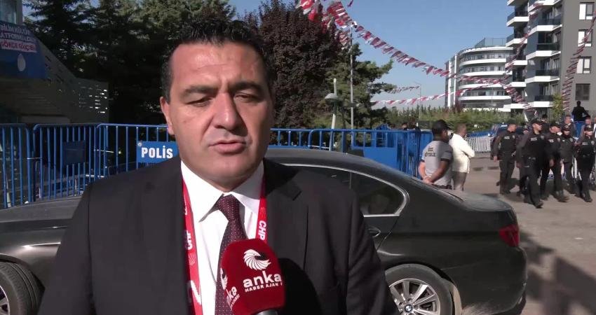 CHP Genel Başkan Yardımcısı Ulaş Karasu, CHP'nin 22'nci  Olağanüstü Kurultaya'nı