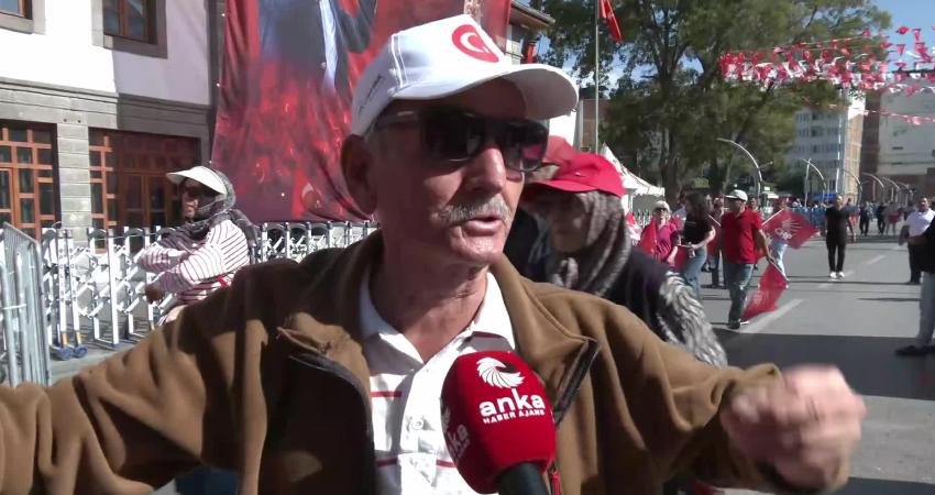 CHP’nin Afyonkarahisar’da düzenlediği miting öncesi ANKA Haber Ajansı’na konuşan emekli