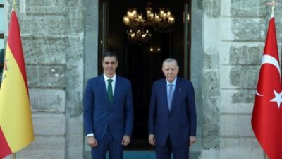 Cumhurbaşkanı Recep Tayyip Erdoğan, İspanya Başbakanı Pedro Sanchez ile görüştü.