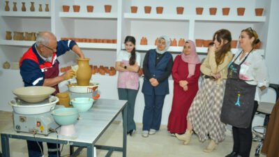 Esenyurt Belediyesi’nin hayata geçirdiği Kadın Sanat Merkezi, 32 farklı branşta