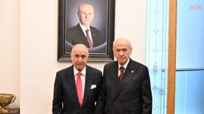 Eski CHP Genel Başkanı ve TBMM Başkanı Hikmet Çetin, MHP