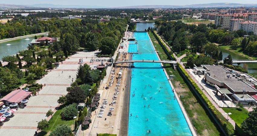 Eskişehir Büyükşehir Belediyesi’nin Kentpark içerisinde yer alan yapay plajı, 25