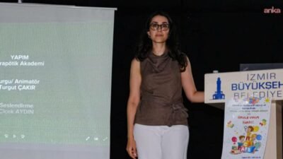 94'üncü İzmir Enternasyonal Fuarı kapsamında düzenlenen söyleşilerde Eşrefpaşa Hastanesi Çocuk ve