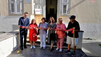 Bornova Belediyesi’nin kültür-sanat etkinlikleri kapsamında, sanatçı Nadire Aydın’ın “Anadolu’dan” isimli