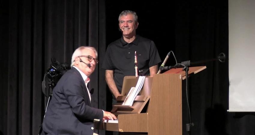 Gazeteci Yılmaz Özdil “kurtuluş” için konuştu: “Bugünün sorunlarının tamamının çözümü 100 yıl öncede duruyor” İzmir’in düşman işgalinden kurtuluşunun 103. yılında düzenlenen, "9 Eylül İşgalden