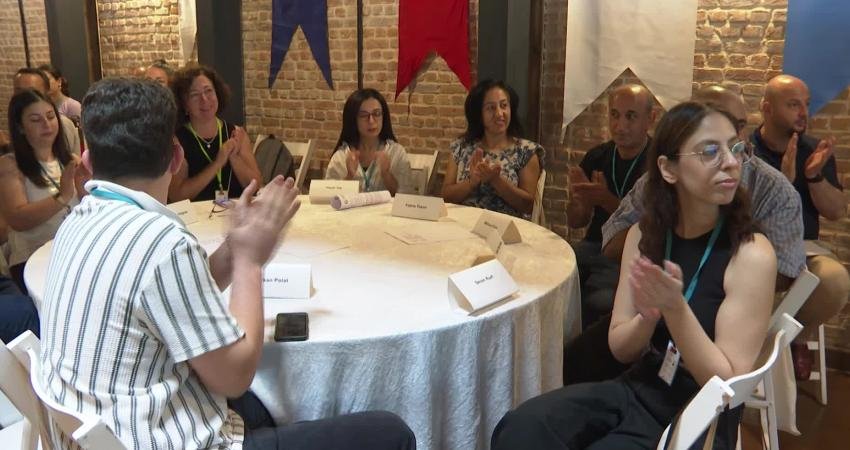 İklim politikalarında İzmirliler de söz sahibi olacak İzmir Büyükşehir Belediyesi’nin kent sakinlerini iklim politikalarına dahil etmek amacıyla