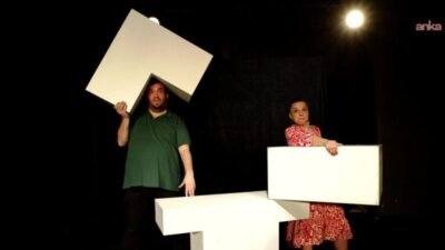 Tiyatro dünyasının başarılı prodüksiyonlarına imza atan Tiyatro Mitos, Kemal Uçar'ın