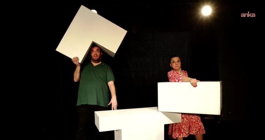 Tiyatro dünyasının başarılı prodüksiyonlarına imza atan Tiyatro Mitos, Kemal Uçar'ın