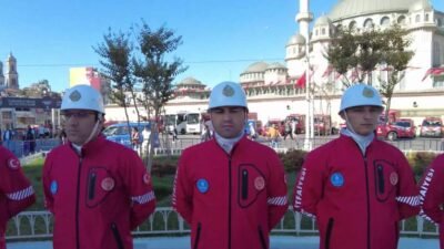 İstanbul İtfaiyesi’nin 311’inci kuruluş yıldönümü kutlamasında konuşan İtfaiye Daire Başkanı Remzi