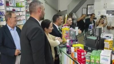 İYİ Parti Genel Başkan Yardımcısı Selcan Taşçı, eczacı esnafına "İnşallah