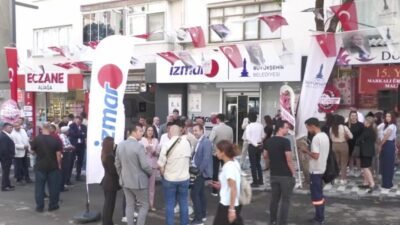 İzmir Büyükşehir Belediyesi’nin uygun fiyatlı tüketim ürünlerini vatandaşla buluşturmak amacıyla