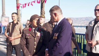 İzmir Büyükşehir Belediye Başkanı Cemil Tugay, 19 Eylül Gaziler Günü