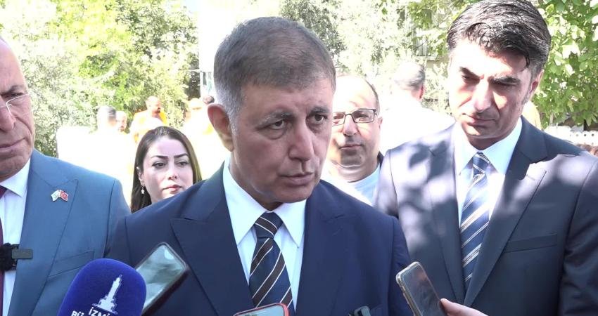 İzmir Büyükşehir Belediye Başkanı Tugay’dan ‘katı atık bertaraf tesisi’yle ilgili açıklama: “İzmir adına önemli bir sorumluluk üstlendik” İzmir Büyükşehir Belediye Başkanı Cemil Tugay, Çiğli’deki Harmandalı Düzenli Atık