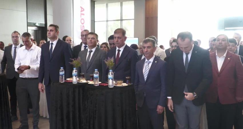 İzmir’de Aliağa-Kent merkezi arasında sıfır emisyonlu otobüs hattı açıldı İzmir Büyükşehir Belediyesi, temiz enerjiyle çalışan ve kadın şoförlerin görev