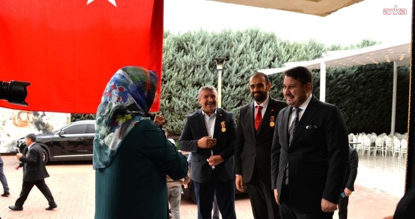 Kahramankazan’da 19 Eylül Gaziler Günü, etkinliklerle kutlandı Sakarya Zaferi'nin ardından Türkiye Büyük Millet Meclisi tarafından Büyük Önder