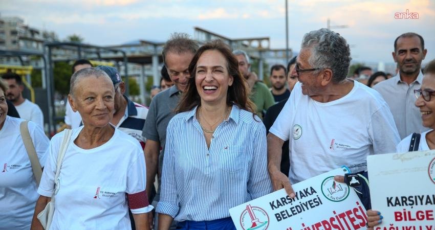 Karşıyaka Belediyesi 3. Yaş Üniversitesi’nde yeni dönem başlıyor Karşıyaka Belediyesi, İzmir’de faaliyet gösteren 3. Yaş Üniversiteleri'nin toplantısına ev