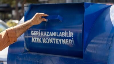 Karşıyaka Belediyesi, geri dönüşümü teşvik etmek amacıyla ilçe genelindeki 100