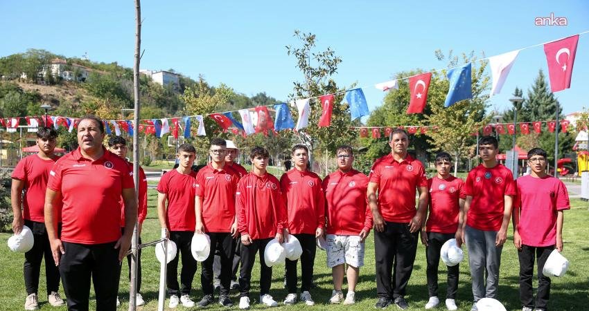 Keçiören Belediyesi, Avrupa Hareketlilik Haftası kutlamaları kapsamında vatandaşları renkli etkinliklerle