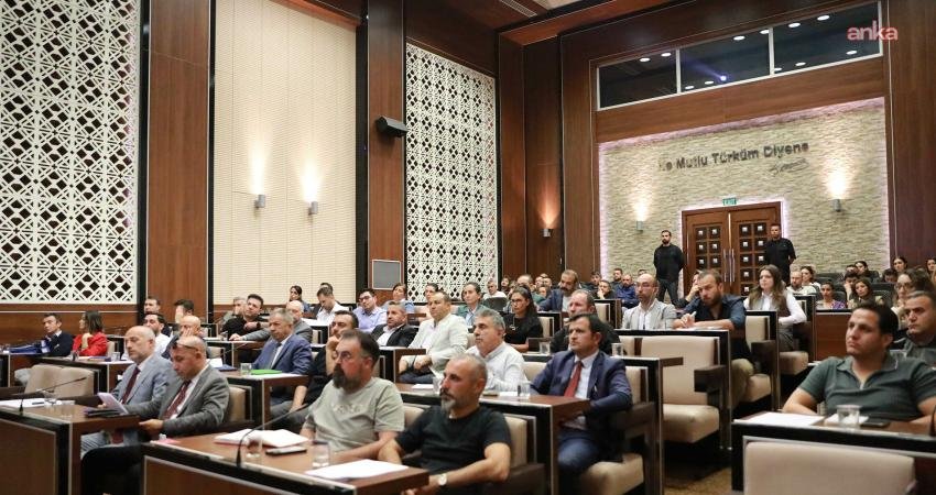 Keçiören Belediyesi’nde kurumsal gelişim eğitimleri sürüyor Keçiören Belediyesi, personelin kurumsal kapasitesini artırmak amacıyla eğitim çalışmalarını sürdürüyor.