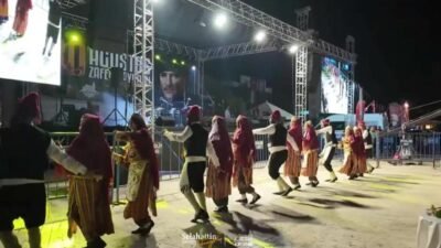 Kırşehir’de 30 Ağustos Zafer Bayramı, resmi törenlerin ardından Cacabey Meydanı’nda