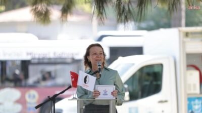 Konak Belediyesi’nin Dil Derneği İzmir Şubesiyle birlikte Türkçe Taşı Anıtı