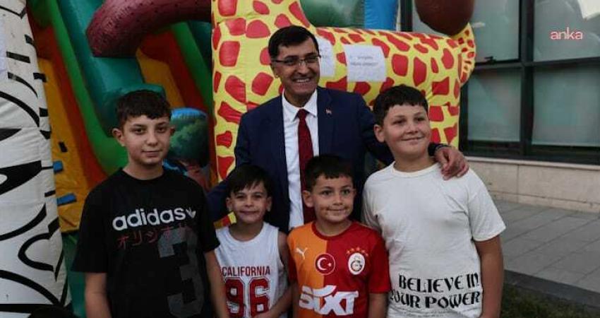 Kütahya Belediyesi’nin yaz etkinlikleri devam ediyor Kütahya Belediyesi, 2025 Sıtkı Olçar Kültür ve Sanat Sezonu kapsamında