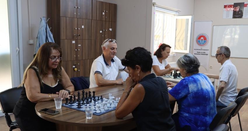 Maltepe Belediyesi Altın Yıllar Yaşam Merkezi, 50 yaş üstü ilçe