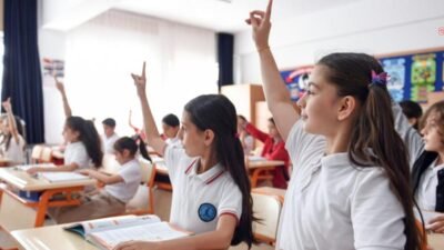 Millî Eğitim Bakanlığı'nın verilerine göre, 17 milyon 956 bin 523 öğrenci