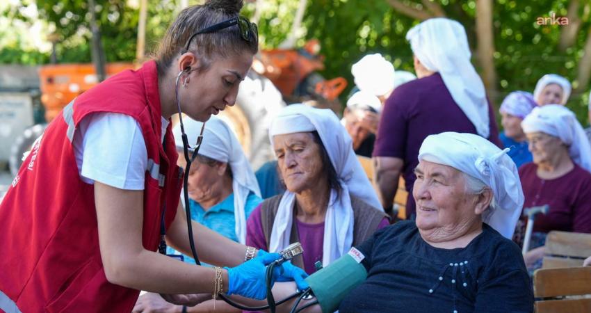Menteşe Belediyesi’nden Günlüce Mahallesi’nde sağlık taraması Menteşe Belediyesi, 3-9 Eylül Halk Sağlığı Haftası dolayısıyla vatandaşlara yönelik