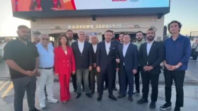 CHP İstanbul İl Başkanlığı görevinden uzaklaştırılan Özgür Çelik, yarın Kadıköy'de