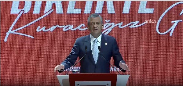 CHP Genel Başkanı Özgür Özel, "Bugün İstanbul İl Başkanlığında iktidarın