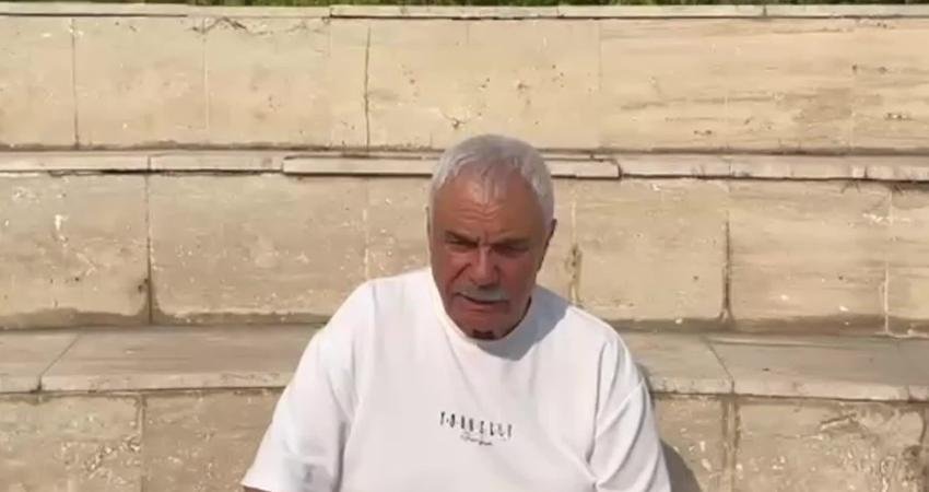 Sanatçı Halil Ergün, "İktidarın, 'içeri alınanlar, dışarı atılanlar' şeklinde bir