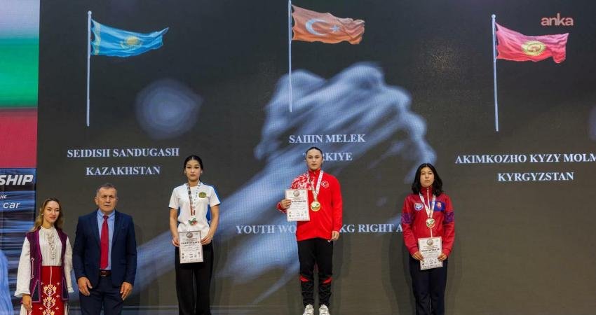Sancaktepe Belediyesi Spor Kulübü sporcusu Melek Şahin, Bulgaristan’ın Albena şehrinde