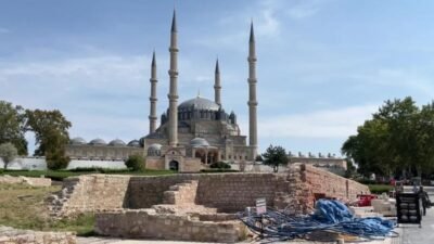 Edirne'de Şehir Plancısı ve 2007-2011 yılları arasında Selimiye Alan Başkanlığı