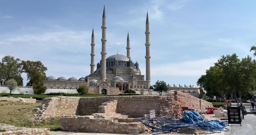 Edirne'de Şehir Plancısı ve 2007-2011 yılları arasında Selimiye Alan Başkanlığı