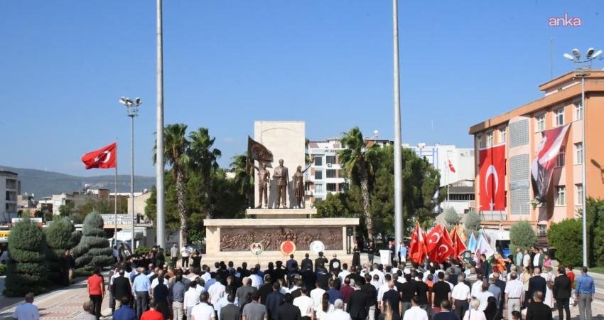 Torbalı, düşman işgalinden kurtuluşunun yıl dönümünü kutluyor Torbalı’nın düşman işgalinden kurtuluşunun 103. yıl dönümü kutlamaları kapsamında, Atatürk