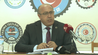 Türk-İş 3'üncü Bölge Başkanı Hayrettin Çakmak, İzmir 3’üncü Bölge Başkanlığı’nda