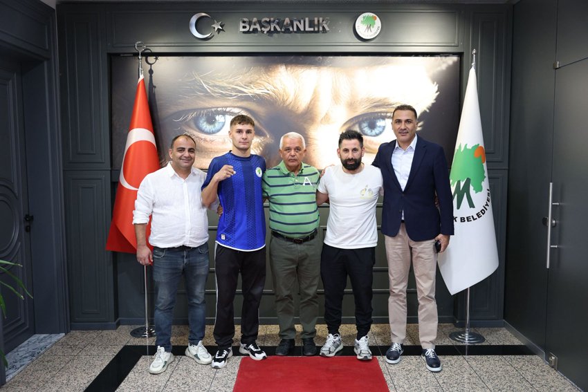 Mamaklı genç boksör Mert Kökdaşlı, uluslararası arenada ringe çıkmaya hazırlanıyor.