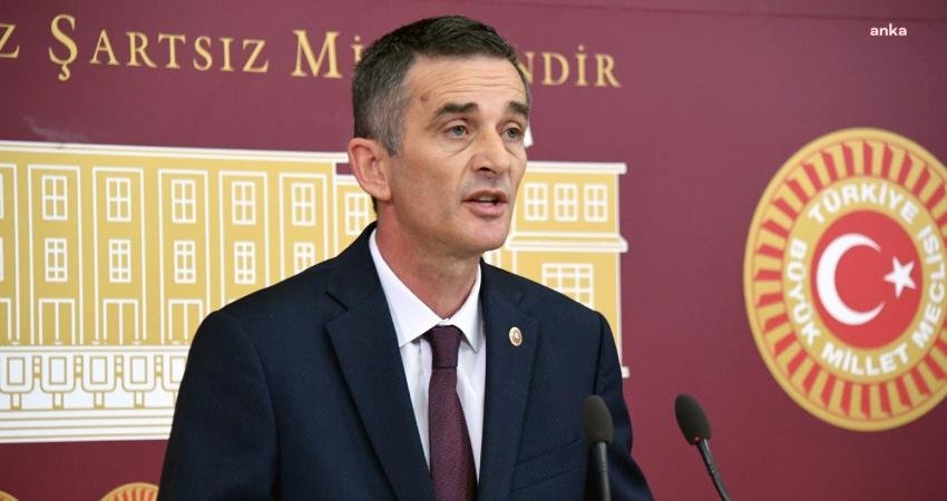 Sakarya Bağımsız Milletvekili Ümit Dikbayır, TBMM Başkanı Numan Kurtulmuş'a, "İstanbul’da