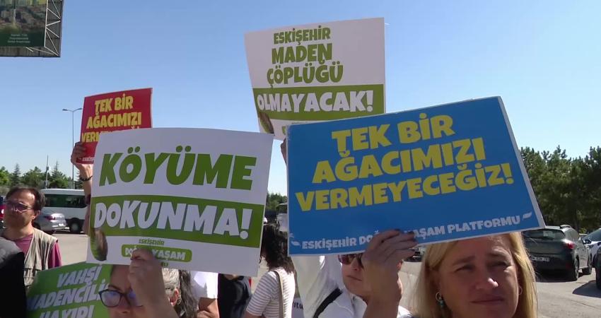 Cumhur İttifakı dışındaki partiler ile bağımsız milletvekilerinin de bulunduğu 260