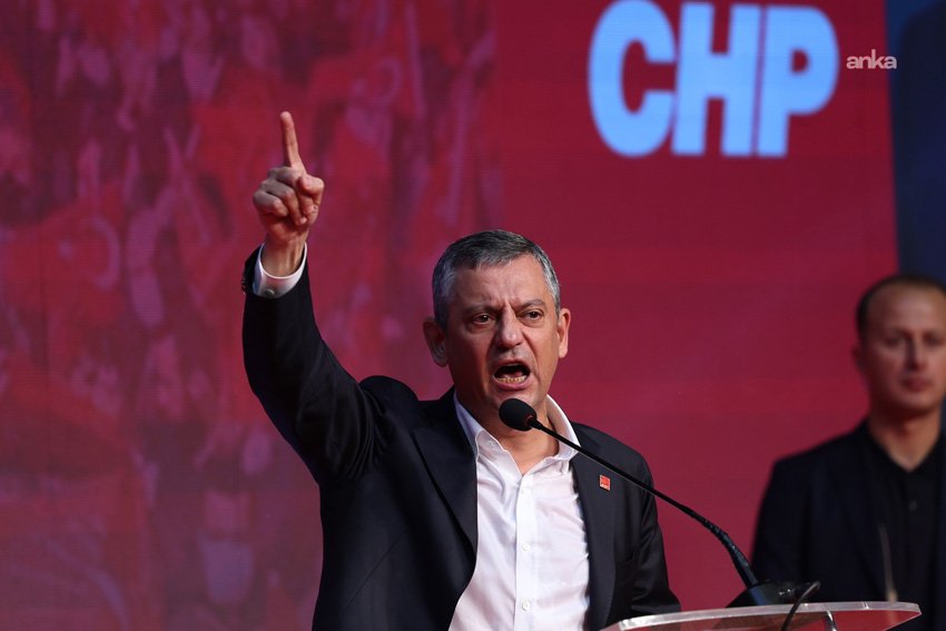 CHP Genel Başkanı Özgür Özel, partisinin 39. Manisa Olağan İl