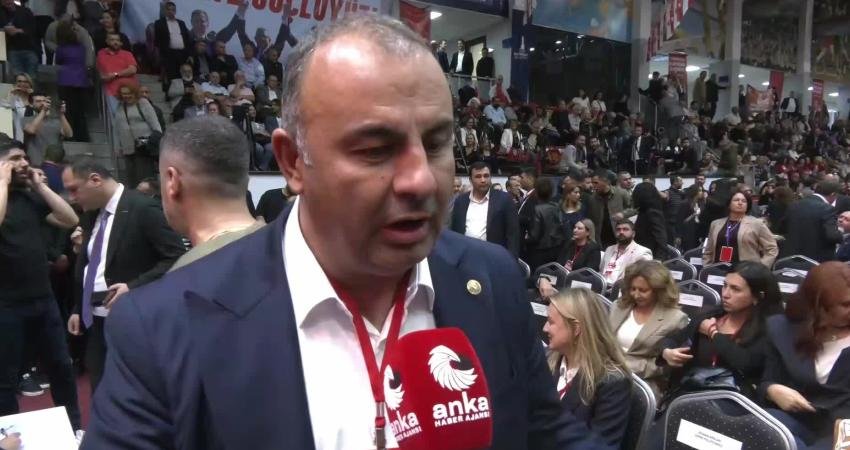 CHP İzmir Milletvekili Ednan Arslan: “Biriz, bütünüz, güçlüyüz, umutluyuz” Cumhuriyet Halk Partisi (CHP) İzmir İl Başkanlığı kongresinde ANKA Haber