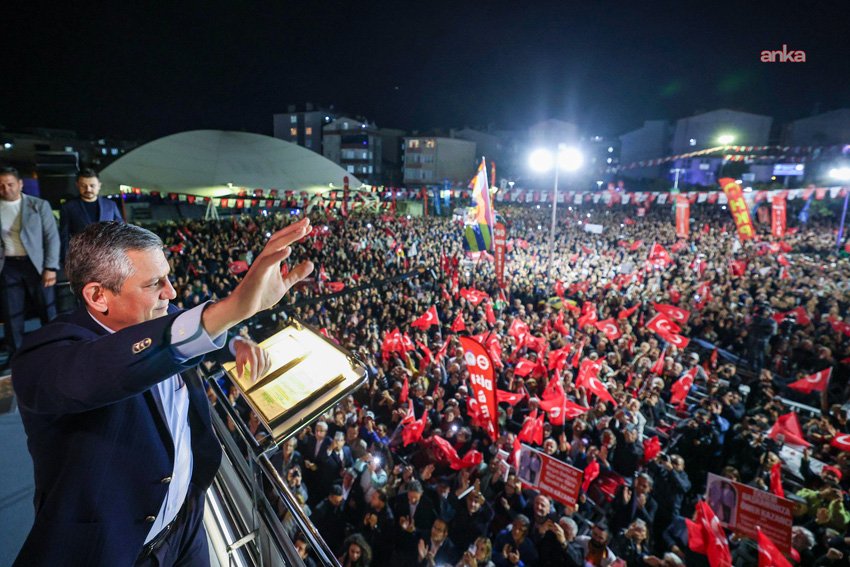 CHP Genel Başkanı Özgür Özel, "Dün resmi yoksulluk sınırı 91
