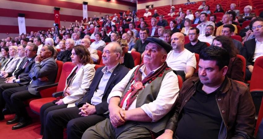 Cumhuriyet Gazetesi’nin kurucusu ve Muğlalı gazeteci Yunus Nadi Abalıoğlu adına