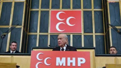 MHP Genel Başkanı Devlet Bahçeli, CHP'nin yurt dışı mitinglerini eleştirerek,