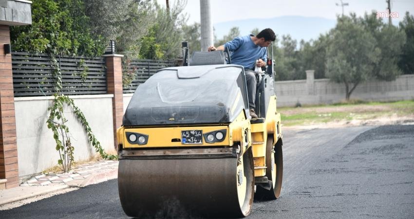 Akhisar Belediyesi, ilçe genelinde ulaşım konforunu artırmak amacıyla altyapı çalışmalarından