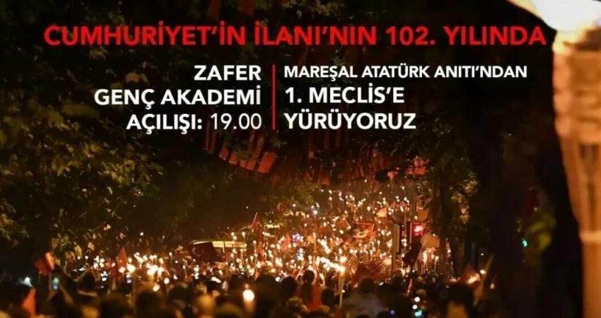 Ankara Kent Konseyi Başkanı Yılmaz: “Cumhuriyet kimsesizlerin kimsesidir” Ankara Kent Konseyi (AKK) Başkanı Halil İbrahim Yılmaz, “Cumhuriyet, hiçbir